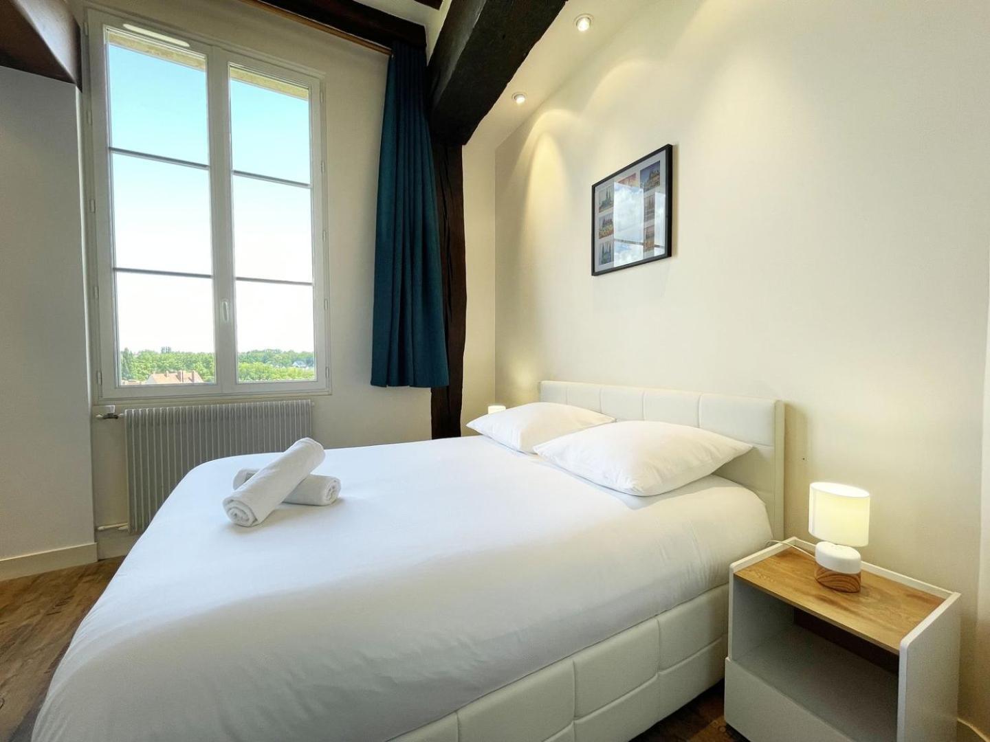Apartament L'Horizon - Entree Independante - Parking Chartres Zewnętrze zdjęcie